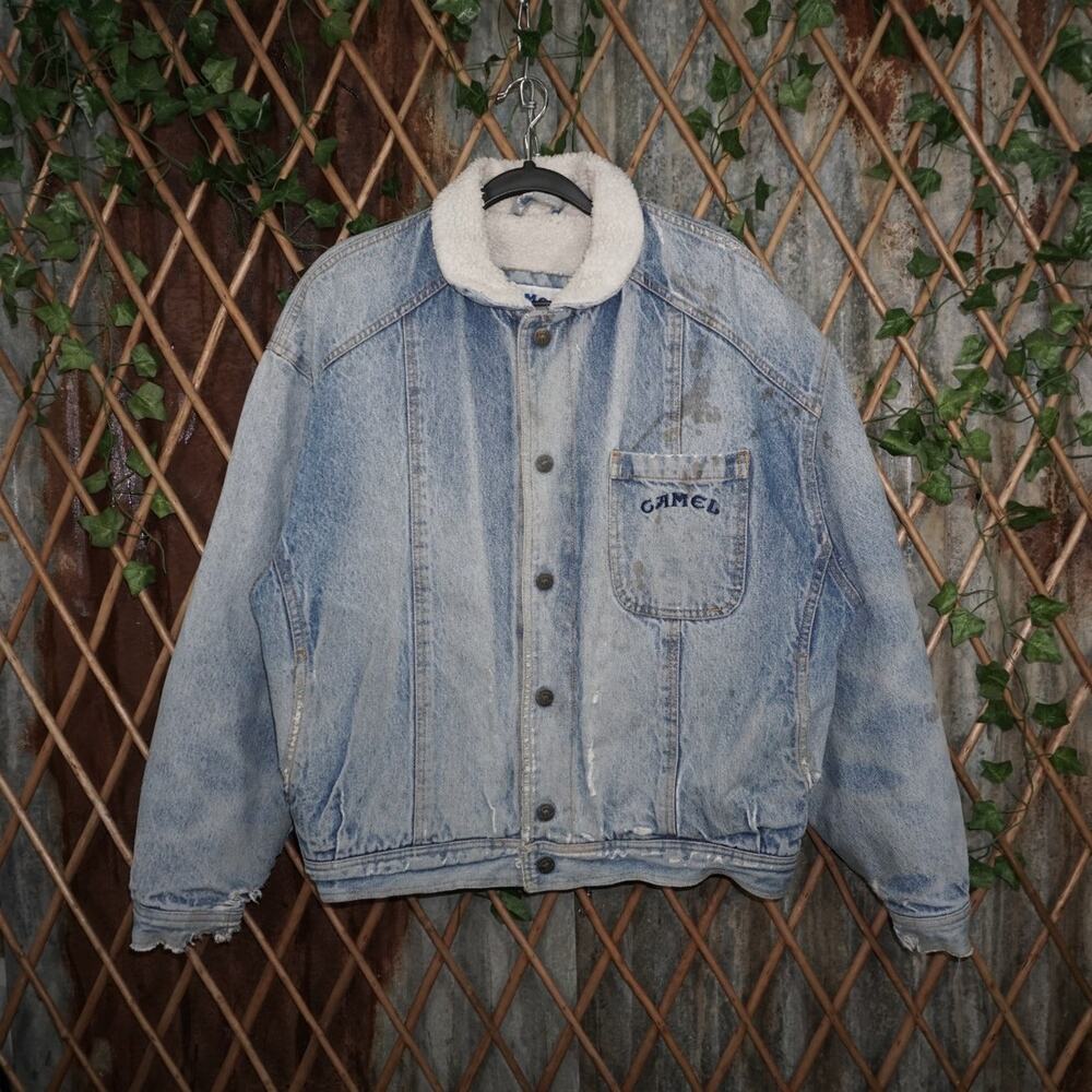 L - Vintage Y2K Camel denim trucker jacket sherpa lined
